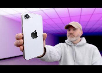 iPhone 16E hands-on